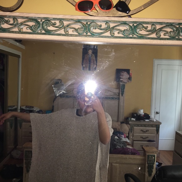 NY&C shawl - Picture 4 of 5